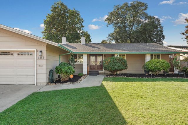 1131 Green Oaks Way, Lodi, CA 95240