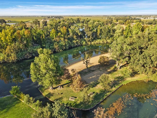 1131 Green Oaks Way, Lodi, CA 95240