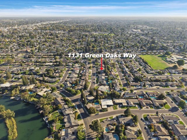 1131 Green Oaks Way, Lodi, CA 95240