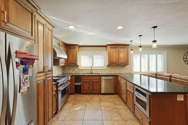 1131 Green Oaks Way, Lodi, CA 95240