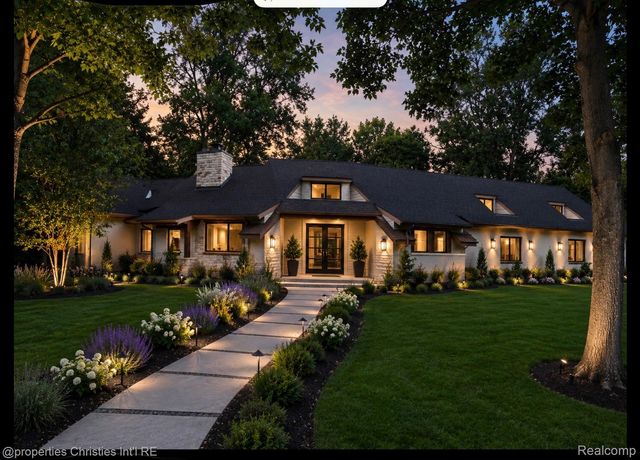 25310 Canterbury Road, Franklin Village, MI 48025