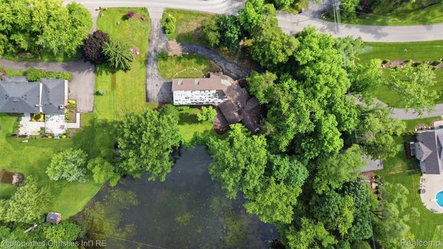 25310 Canterbury Road, Franklin Village, MI 48025