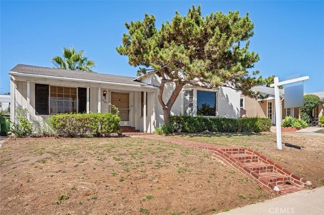 1569 Midvale Avenue, Los Angeles, CA 90024
