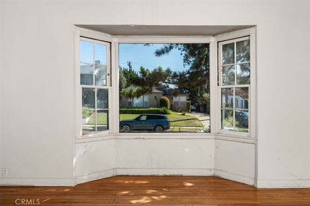 1569 Midvale Avenue, Los Angeles, CA 90024