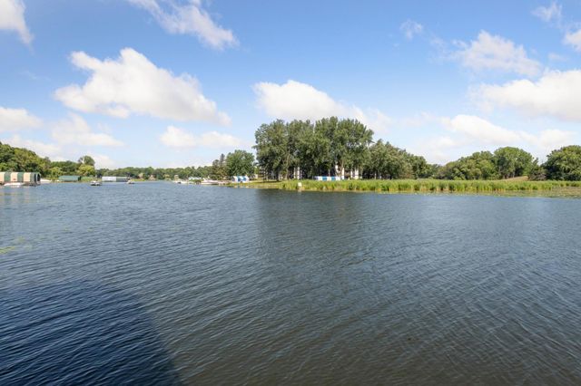 4626 Kildare Road, Mound, MN 55364