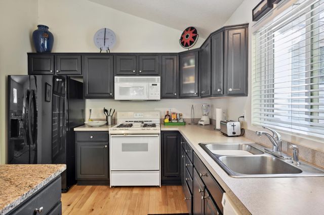 4626 Kildare Road, Mound, MN 55364