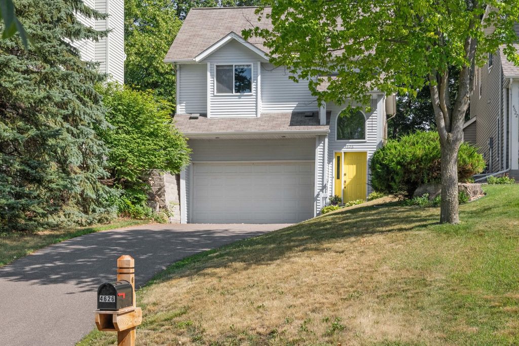4626 Kildare Road, Mound, MN 55364