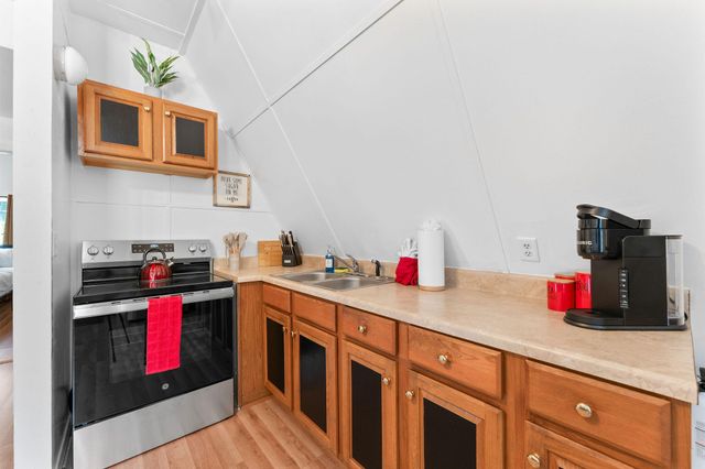 25 Bay Breeze Lane, Lampe, MO 65681