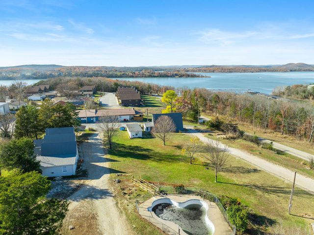 25 Bay Breeze Lane, Lampe, MO 65681