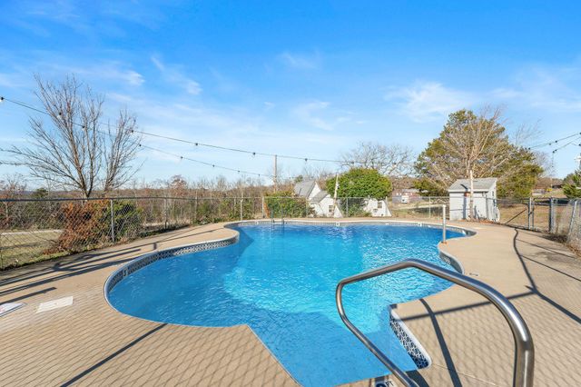 25 Bay Breeze Lane, Lampe, MO 65681