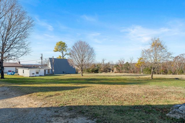 25 Bay Breeze Lane, Lampe, MO 65681