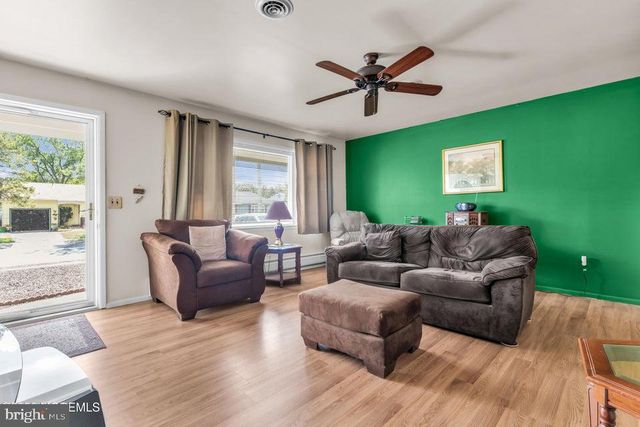 62 WESTBROOK DR, Toms River, NJ 08757