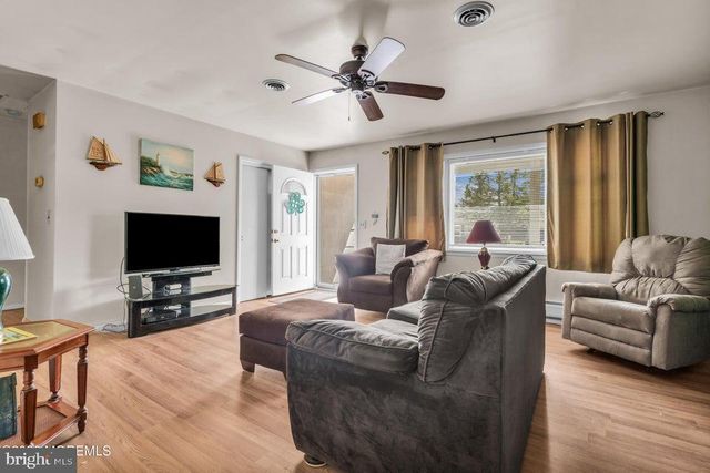 62 WESTBROOK DR, Toms River, NJ 08757