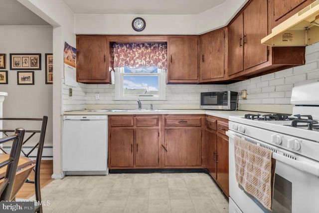 62 WESTBROOK DR, Toms River, NJ 08757