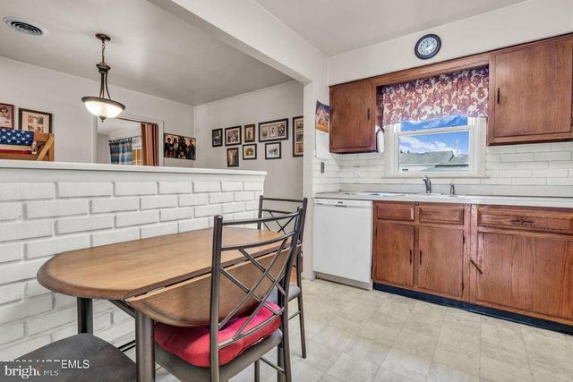 62 WESTBROOK DR, Toms River, NJ 08757