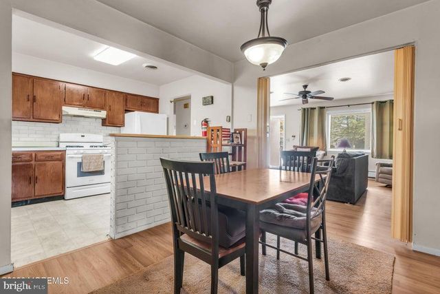 62 WESTBROOK DR, Toms River, NJ 08757