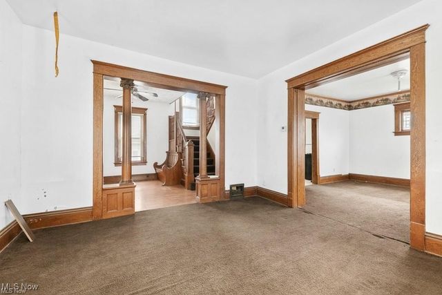 118 S McKinley Avenue, Alliance, OH 44601