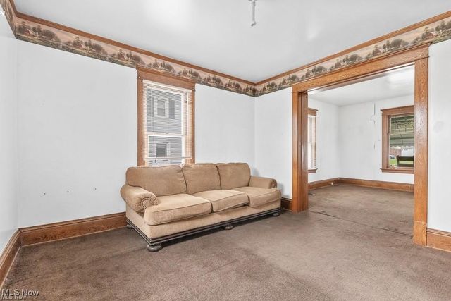 118 S McKinley Avenue, Alliance, OH 44601