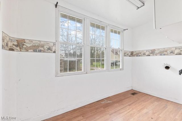 118 S McKinley Avenue, Alliance, OH 44601