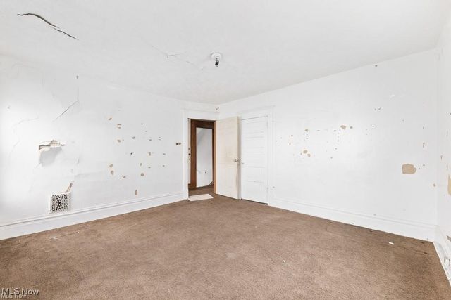 118 S McKinley Avenue, Alliance, OH 44601