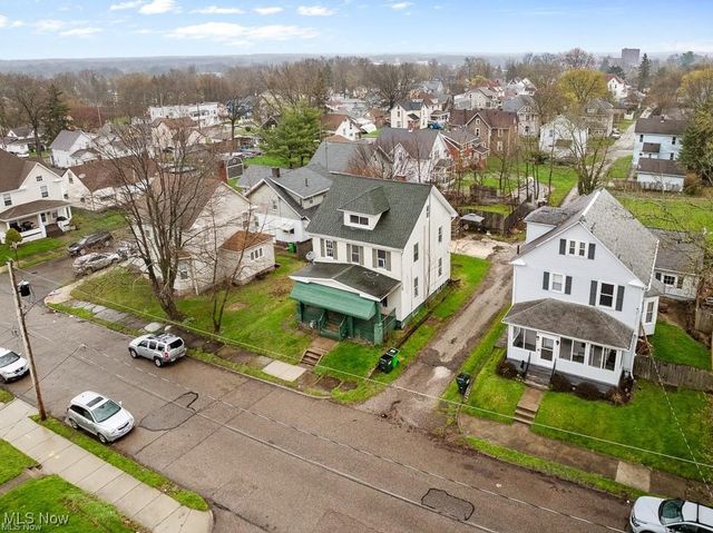 118 S McKinley Avenue, Alliance, OH 44601