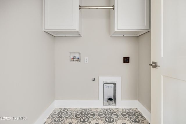 125 NW 19th Street, Oak Island, NC 28465