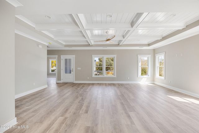 125 NW 19th Street, Oak Island, NC 28465
