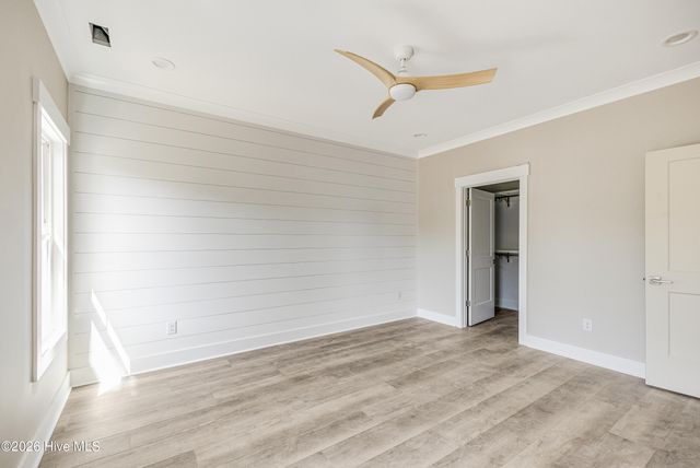 125 NW 19th Street, Oak Island, NC 28465