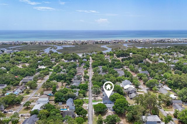 125 NW 19th Street, Oak Island, NC 28465