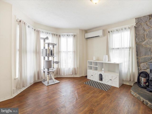 5825 FRONT STREET, Chambersburg, PA 17202