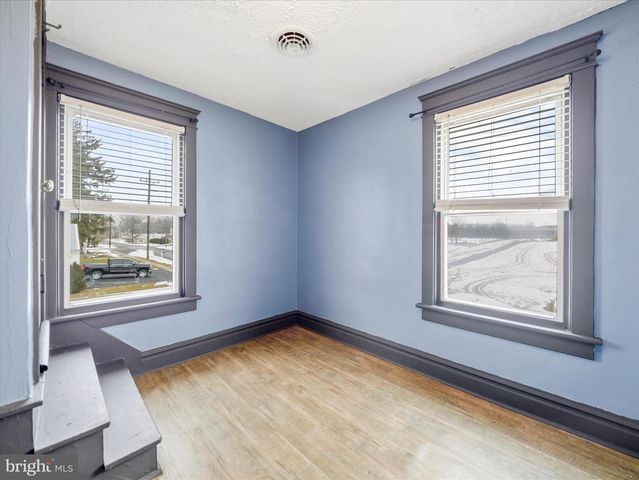 5825 FRONT STREET, Chambersburg, PA 17202