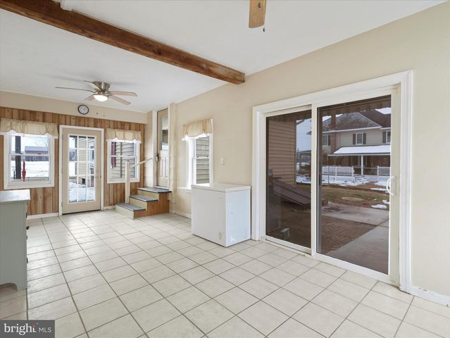 5825 FRONT STREET, Chambersburg, PA 17202