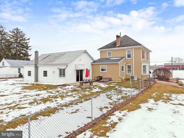 5825 FRONT STREET, Chambersburg, PA 17202