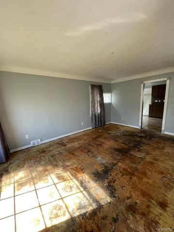 20569 Evergreen Road, Detroit, MI 48219