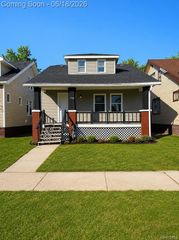 13997 Cloverlawn Street, Detroit, MI 48238
