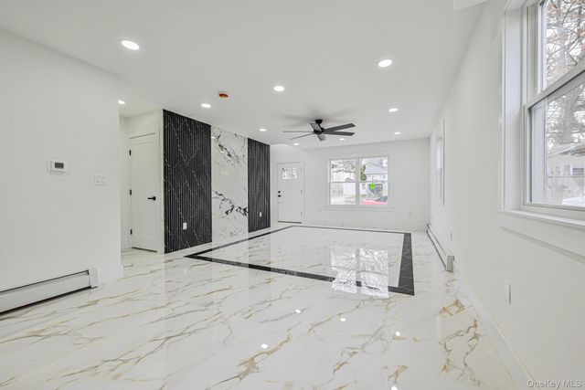 44 Catherine Avenue, Franklin Square, NY 11010