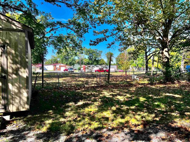 505 Pine St, Pangburn, AR 72121