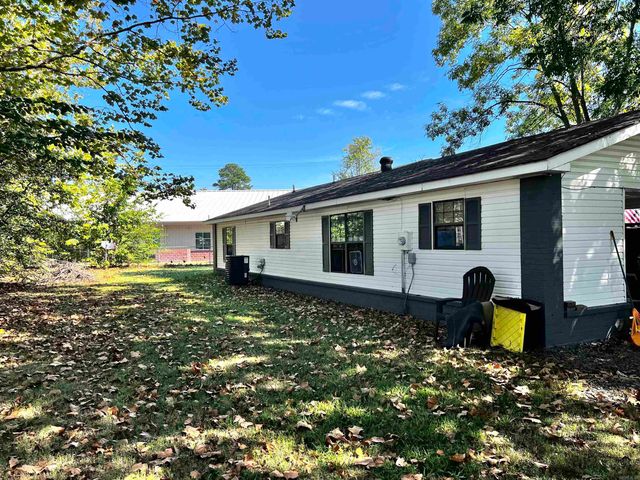 505 Pine St, Pangburn, AR 72121