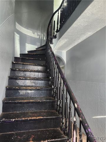 319 Burnet Avenue 1, Syracuse, NY 13203