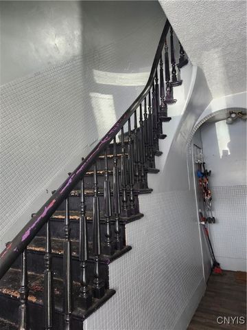 319 Burnet Avenue 1, Syracuse, NY 13203