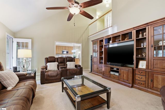 3 Cutting Horse Court, Simpsonville, SC 29680