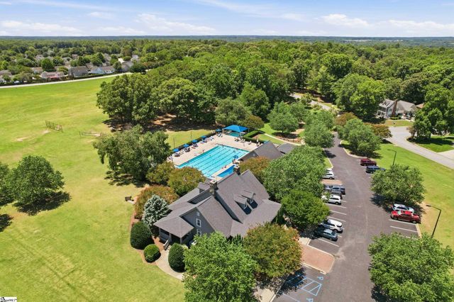 3 Cutting Horse Court, Simpsonville, SC 29680