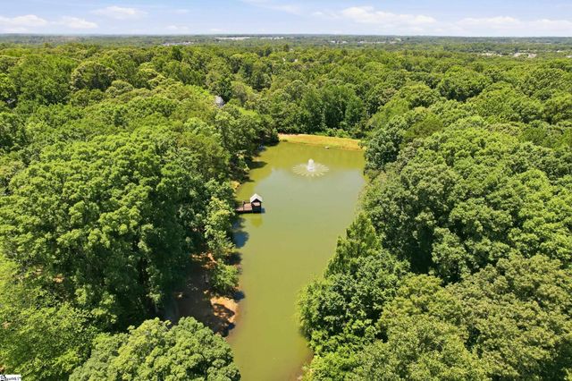 3 Cutting Horse Court, Simpsonville, SC 29680