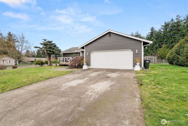 8634 Sweet Clover Drive SE, Yelm, WA 98597