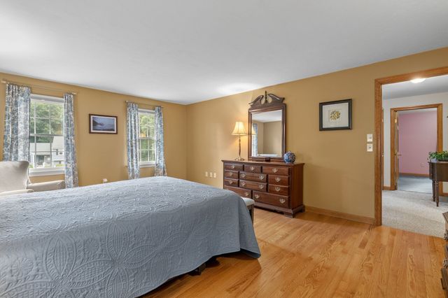 13 Bayberry Rd, Raynham, MA 02767