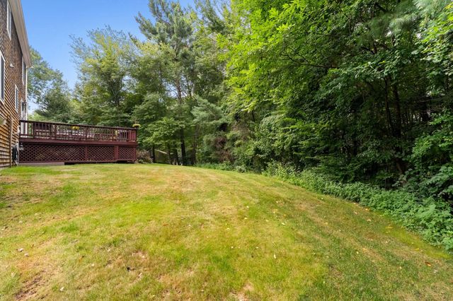 13 Bayberry Rd, Raynham, MA 02767