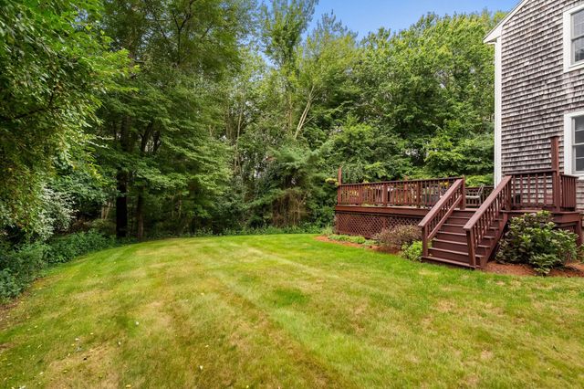 13 Bayberry Rd, Raynham, MA 02767