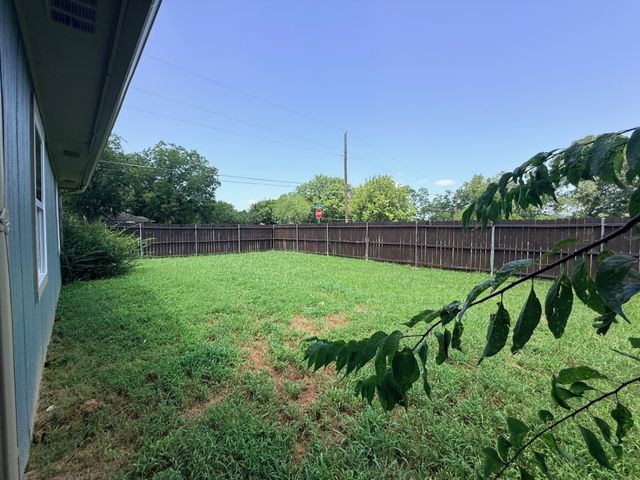 502 E Park Avenue, Sherman, TX 75090