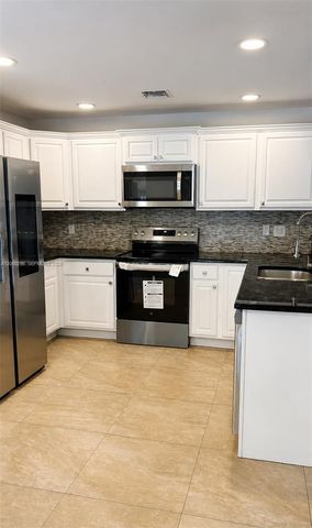 10665 San Bernardino Way, Boca Raton, FL 33428