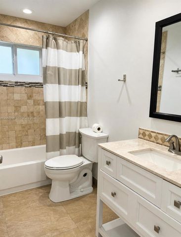 10665 San Bernardino Way, Boca Raton, FL 33428
